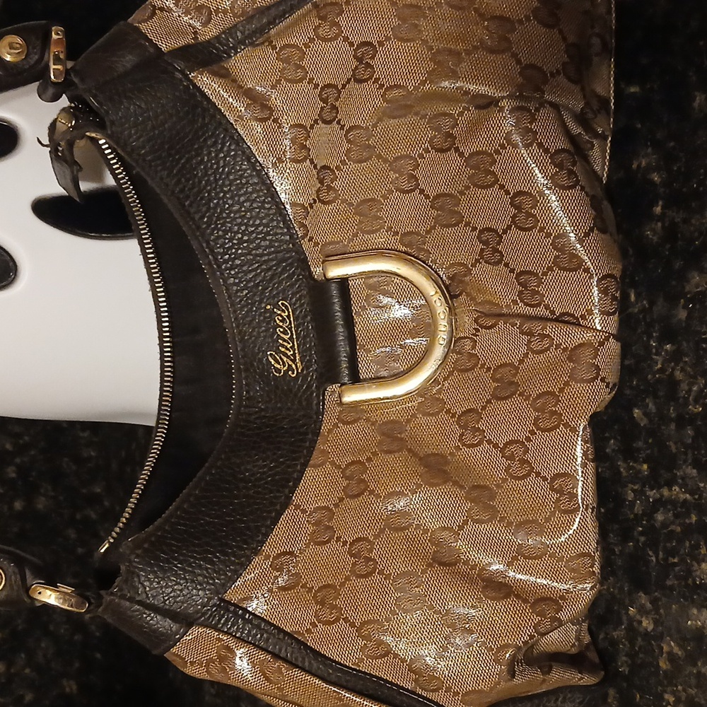 Gucci Elegant Brown and Gold Shoulder Bag - Picture 5 of 11